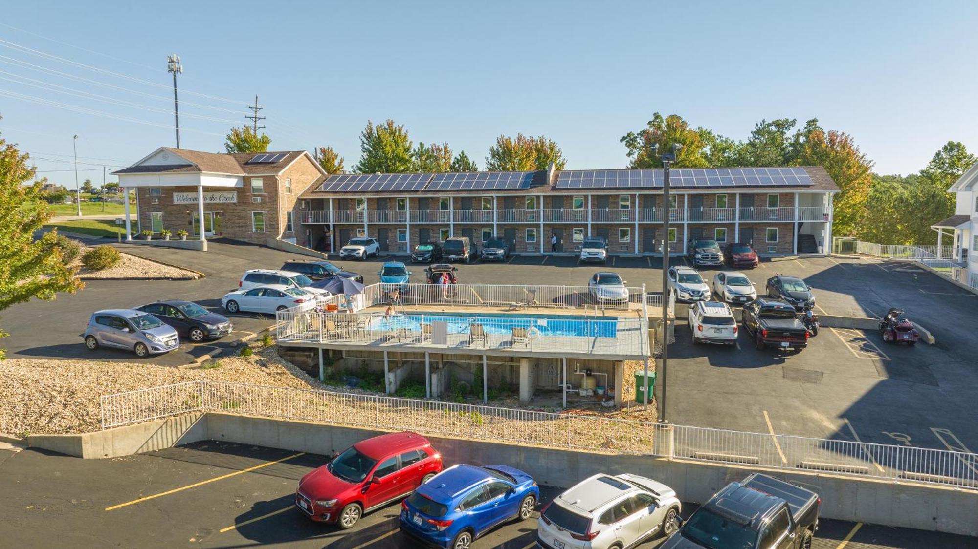 Schmidt'S Creek Hotel Osage Beach Exterior foto